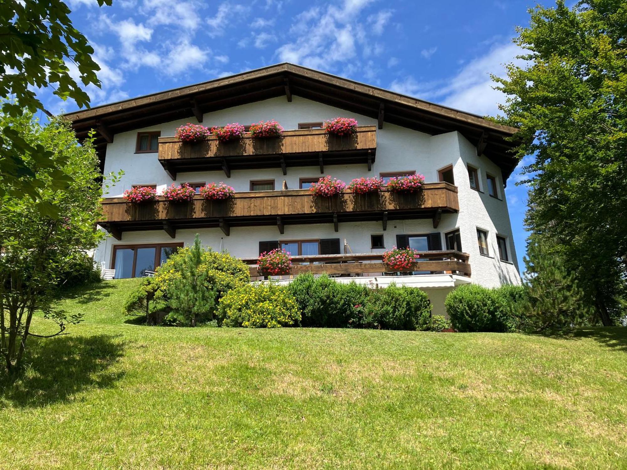 Landhaus Frenes Apartments Seefeld in Tirol Ngoại thất bức ảnh