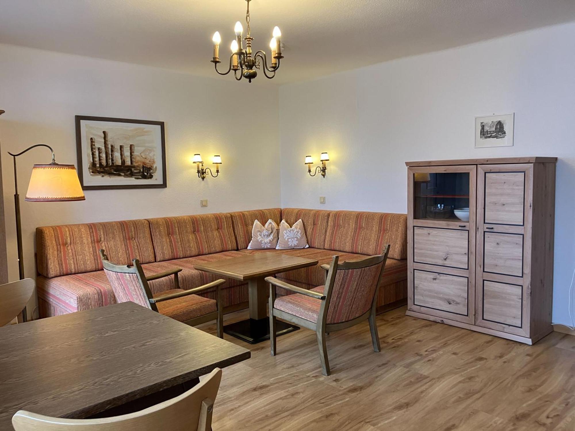 Landhaus Frenes Apartments Seefeld in Tirol Ngoại thất bức ảnh